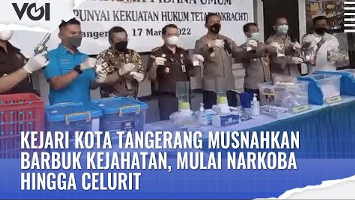 VIDEO: Kejari Kota Tangerang Musnahkan Barbuk Kejahatan, Mulai Narkoba Hingga Celurit