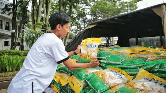 Bulog West Java保证在斋月和开斋节之前有足够的大米库存