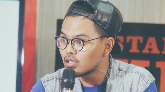  من ميث حقن من خلال الشرج، كشفت الجانب الآخر من كوكي بارديد