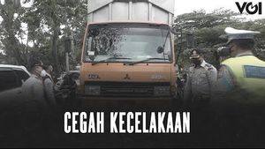 VIDEO: Petugas Gabungan Gelar Razia Kelayaakan Truk dan Angkutan Barang