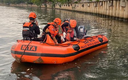 Tim SAR Temukan Bocah 12 Tahun yang Tenggelam di Kali Baru Cengkareng