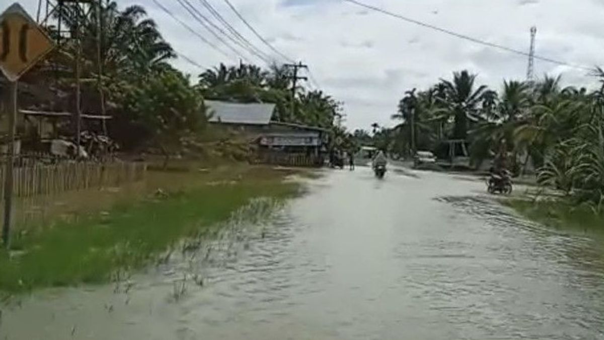 Hundreds Of Citizen's Houses In Nagan Raya Aceh Were Inundated By Floods