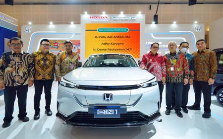 HPM Turut Ramaikan GIIAS Surabaya 2024, Ada Spesial Display Mobil Listrik e:N1