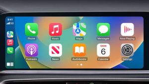 Apple Bersiap Buka CarPlay untuk Chatbot AI Pihak Ketiga, Siri Tak Lagi Sendirian di Mobil
