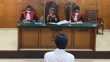 ガガ・ムハンマドの裁判官:事故はマボックから始まり、宗教的教えと相容れないアルコールを飲む
