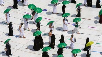 <i>Dear</i> Calon Haji, Dinkes Ingatkan Suhu di Tanah Suci Bisa Panas Tembus 56 Derajat Celcius