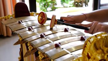 9 Alat Musik Tradisional Jawa Tengah, Mulai dari Kendang hingga Rebab