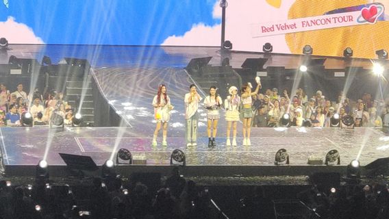 Red Velvet Gives Concelling To Fans At Fancon Jakarta