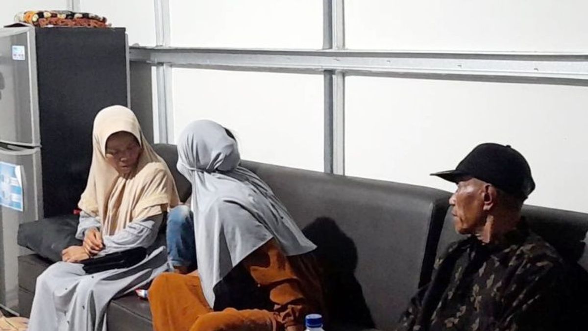 Bogor Police Careless Residents Claim Queen Adil And Imam Mahdi Of The Republic Of Kutabandingan Dunia