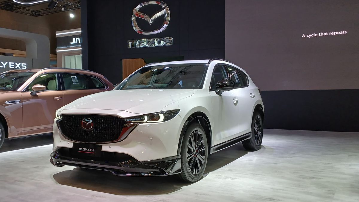 Mazda Pamerkan Rows Of Premium SUVs At IIMS 2025, Presents CX-80 PHEV As The Main Star