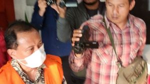 Dosen UGM Jadi Tersangka Korupsi Pembelian Fiktif Biji Kakao Ditahan Kejati Jateng
