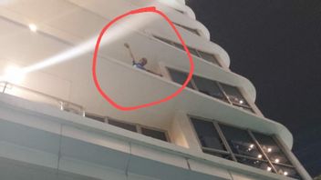 未能自杀，韩国男子在西雅加达豪华公寓用刀威胁救援人员
