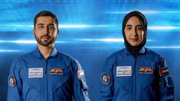 Développement D'un Programme Spatial, Les Émirats Arabes Unis Annoncent La Première Femme Astronaute Arabe