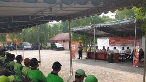 Pemkot Jakbar Pecat PJLP Tegal Alur karena Pungli Tenda Pemakaman