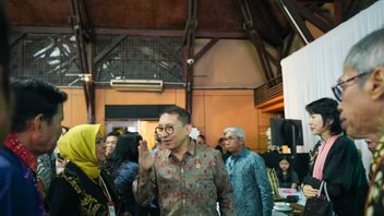 منتدى السلام العالمي في جاكرتا، وزير الثقافة دعا العالم للحديث من خلال الثقافة