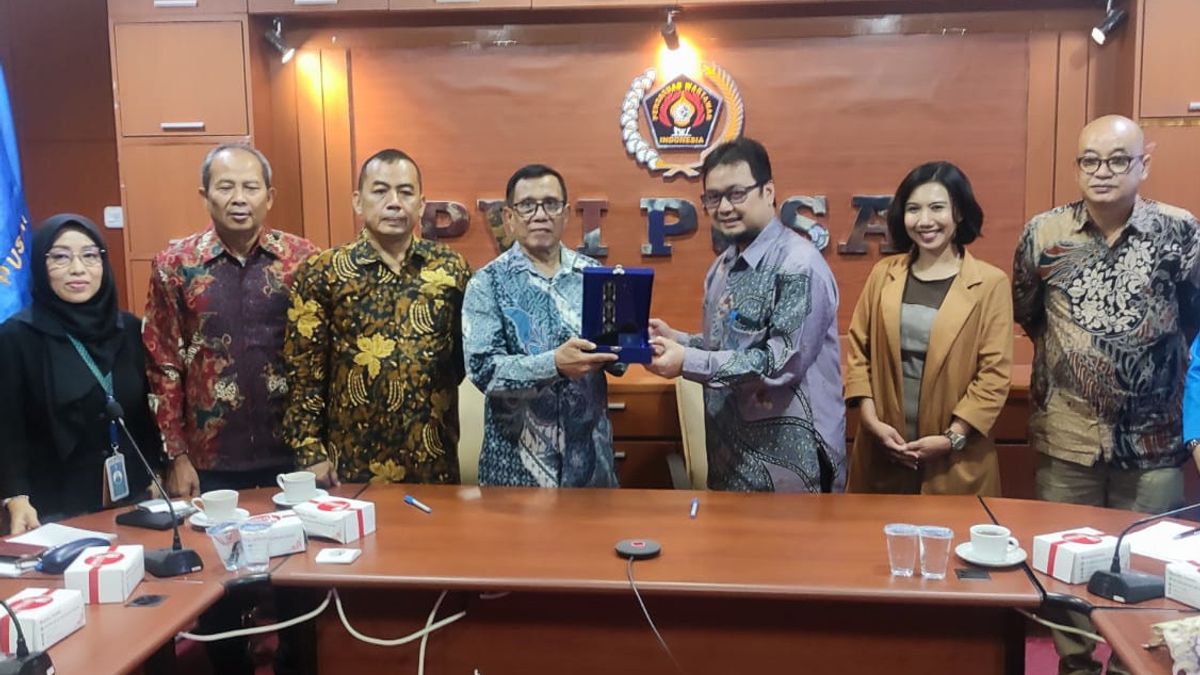 Fighting Hoaxes, PWI Collaborates with Mercu Buana University
