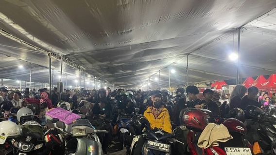 H-2 Lebaran Antrean Pemudik Motor di Ciwandan Cilegon Mengular