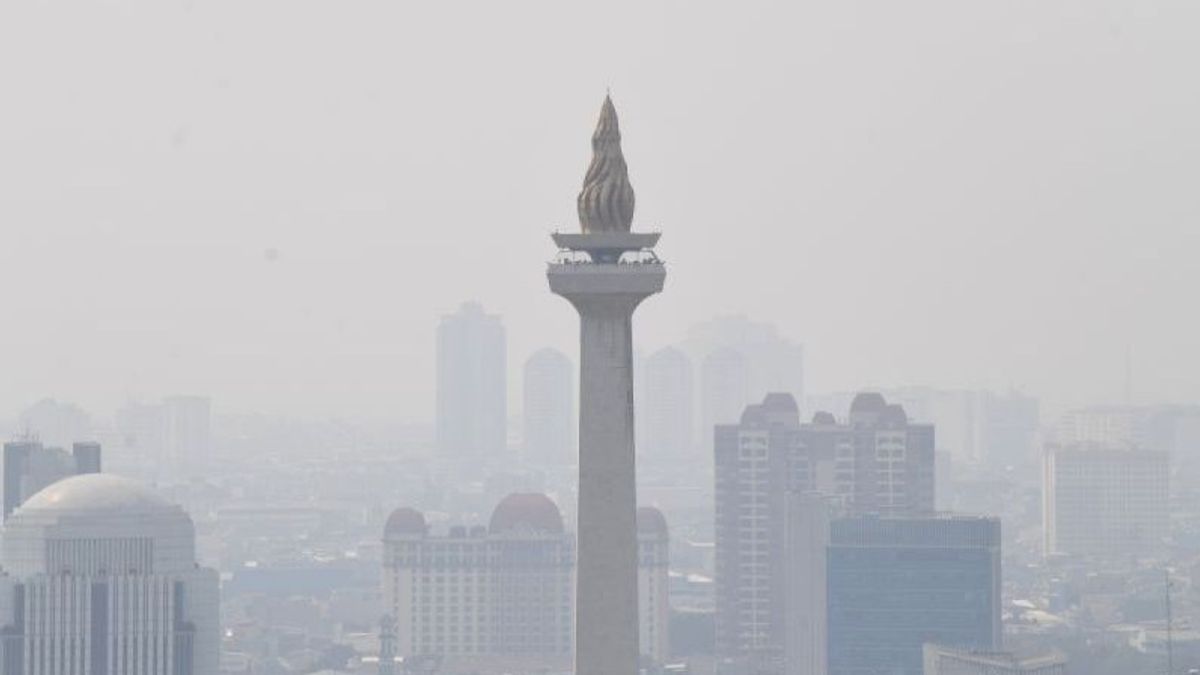 Portez un masque lorsqu’il sort de la maison, la qualité de l’air de Jakarta est la deuxième pire au monde