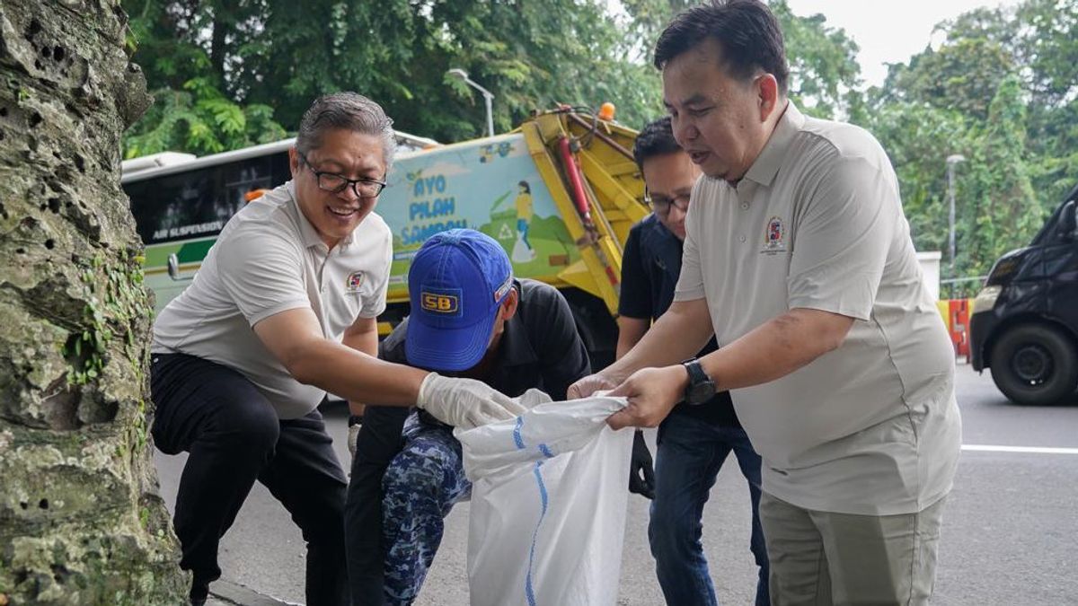 DPRD Kota Bogor Dukung Gerakan Nasional Asri Lewat Aksi Bersih-bersih