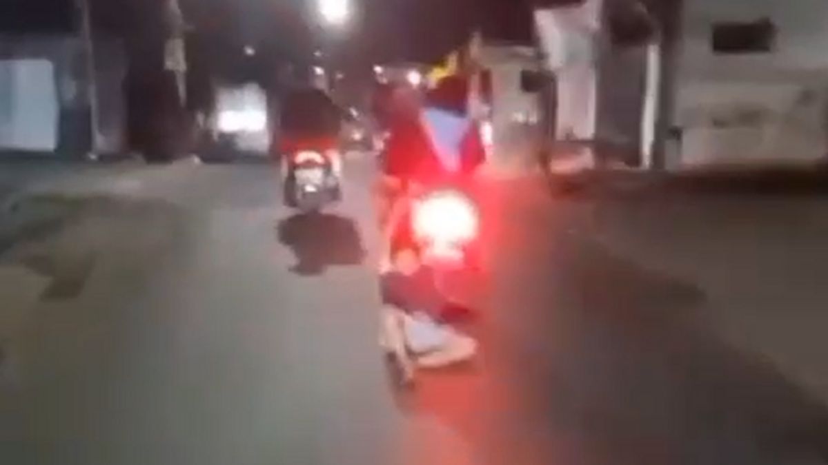 Dragged Using A Motorbike, Hands Run Over Repeatedly, Victims Of Brawl Ask For Mercy Until Weaknesses