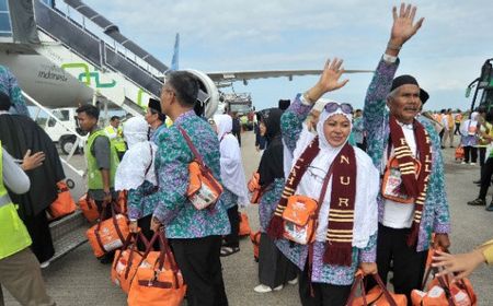 Dear Jemaah Umrah Indonesia, Arab Saudi Masih Wajibkan Syarat Vaksin Meningitis