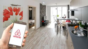 CEO Airbnb Tangguhkan Operasi Airbnb di Rusia dan Belarusia