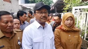 The Minister Of Social Affairs Visits The Orphanage Where Dozens Of Children Obscenity Occurred In Tangerang