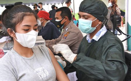 Stok Vaksin di Bekasi Makin Menipis dan Terancam Kadaluarsa!