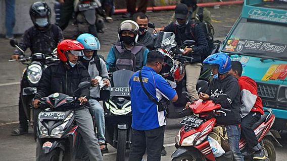 Preventing Congestion During Lebaran Topat Celebration, Central Lombok Regency Government Prepares Traffic Engineering