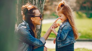 عدم قرب الوالدين من الأطفال المتورطين في الأعمال الإجرامية