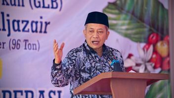 Ministre de la production de café de Koperasi Produsen Gunung Luhur Berkah à l'exportation de 5 conteneurs vers l'Algérie