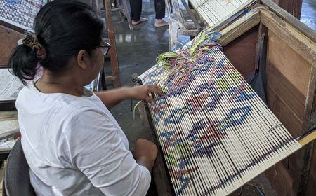 Kain Endek Sekar Jepun, Kain Tenun Asli Kota Denpasar Bali