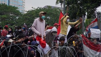 Many Teens Join In Demonstrations To Reject The Job Creation Law, Megawati: Why Do Small Children Go, Where's Their Mother?