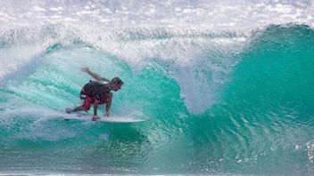 ar 3 plages à Lampung pour le surf, il y a quelques équivalents à Haïti