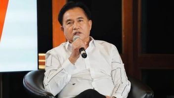 Menko Yusril: Delpedro Marhaen dkk. के निष्कासन का फैसला अंतिम है और इसे वापस नहीं लिया जा सकता