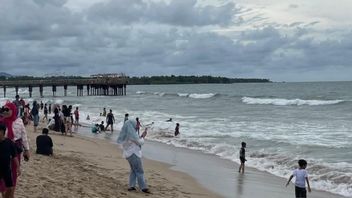 Puncak Arus Balik di Banten Diprediksi Terjadi hingga Hari Ini