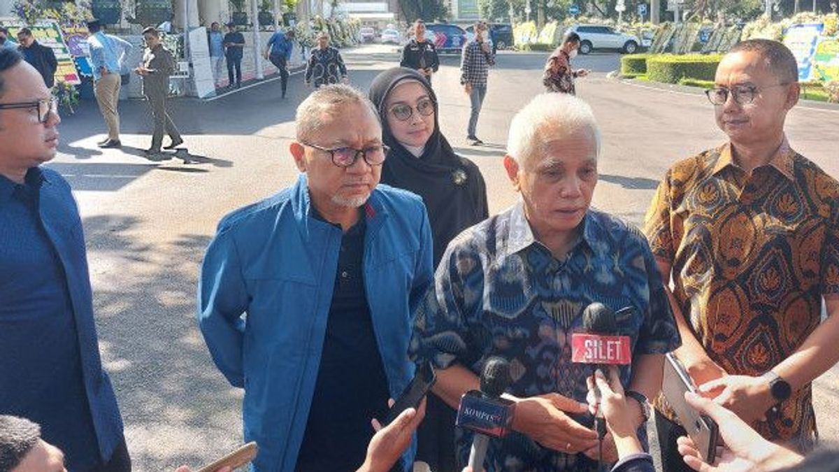 PAN Officials Takziah To Ridwan Kamil, Zulkifli Hasan: Mentally Tough