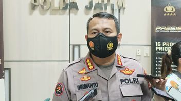 ليس فقط رئيس شرطة سوكودونو ، تم القبض على 2 من الأعضاء المشتبه بهم في حزب سابو في مابولسيك من قبل شرطة جاوة الشرقية الإقليمية ديف بروبام