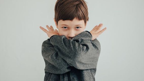 家庭と学校における子供の行動の違いの原因を理解する