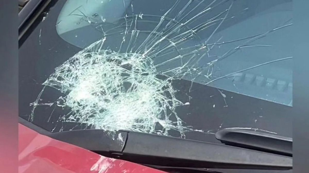2 Mobil Jadi Korban Aksi Pelemparan Batu di Jalan Tol Kunciran Arah Serpong