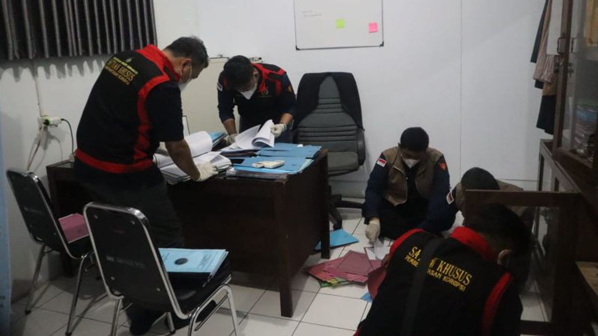 Geledah Disdikbud Indramayu, Kejari Usut Dugaan Korupsi Bantuan PKBM 2023