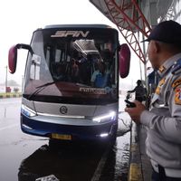 Penggunaan Bus dan Kendaraan Pribadi Keluar Jakarta Selama Periode Natal 2025 Turun Dibanding 2024