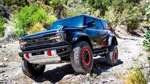 Peminatnya Tinggi, Ford Buka Peluang Hadirkan Bronco Raptor versi Setir Kanan