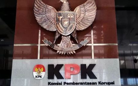 KPK Duga Anggota Polri Bambang Kayun Terima Uang Hingga Toyota Fortuner