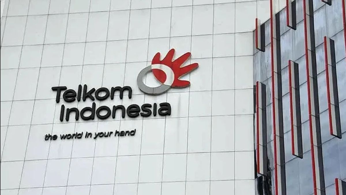 Profil de Budi Satria Directeur des ventes et Rofikoh nouveau commissaire indépendant