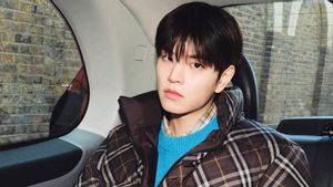 Cedera Kaki, Seungmin Stray Kids Batasi Aktivitas di <i>Fanmeeting</i>