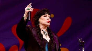 Ann Wilson Didiagnosis Derita Kanker, Tur Dunia Heart Ditunda