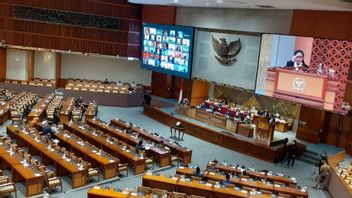 مجلس النواب الشعبي يعقد اجتماعا عاما لاتخاذ قرارات بشأن خلق فرص العمل Perppu ومشروع قانون PPRT