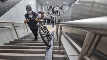 Une Fois Plainte, MRT Améliore Maintenant L’accès Non Pliant Des Bicyclettes Aux Trains