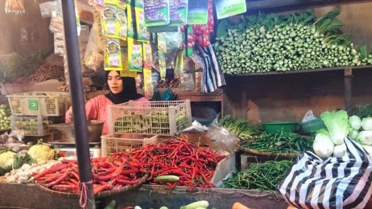 الحد الأدنى من الغلة، الفلفل الحار والكراث الأسعار في Cianjur لا تزال مرتفعة